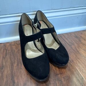Elegant Black Women's Shoes